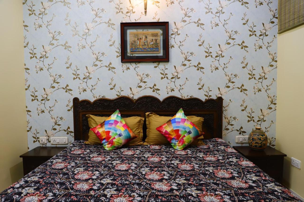 Aura Homestay Royal Villa Dźajpur Zewnętrze zdjęcie